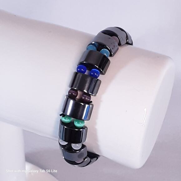 Gun Metal Stretch Bracelet With Multicolor Tiger's Eye Beads - Picture 3 of 7